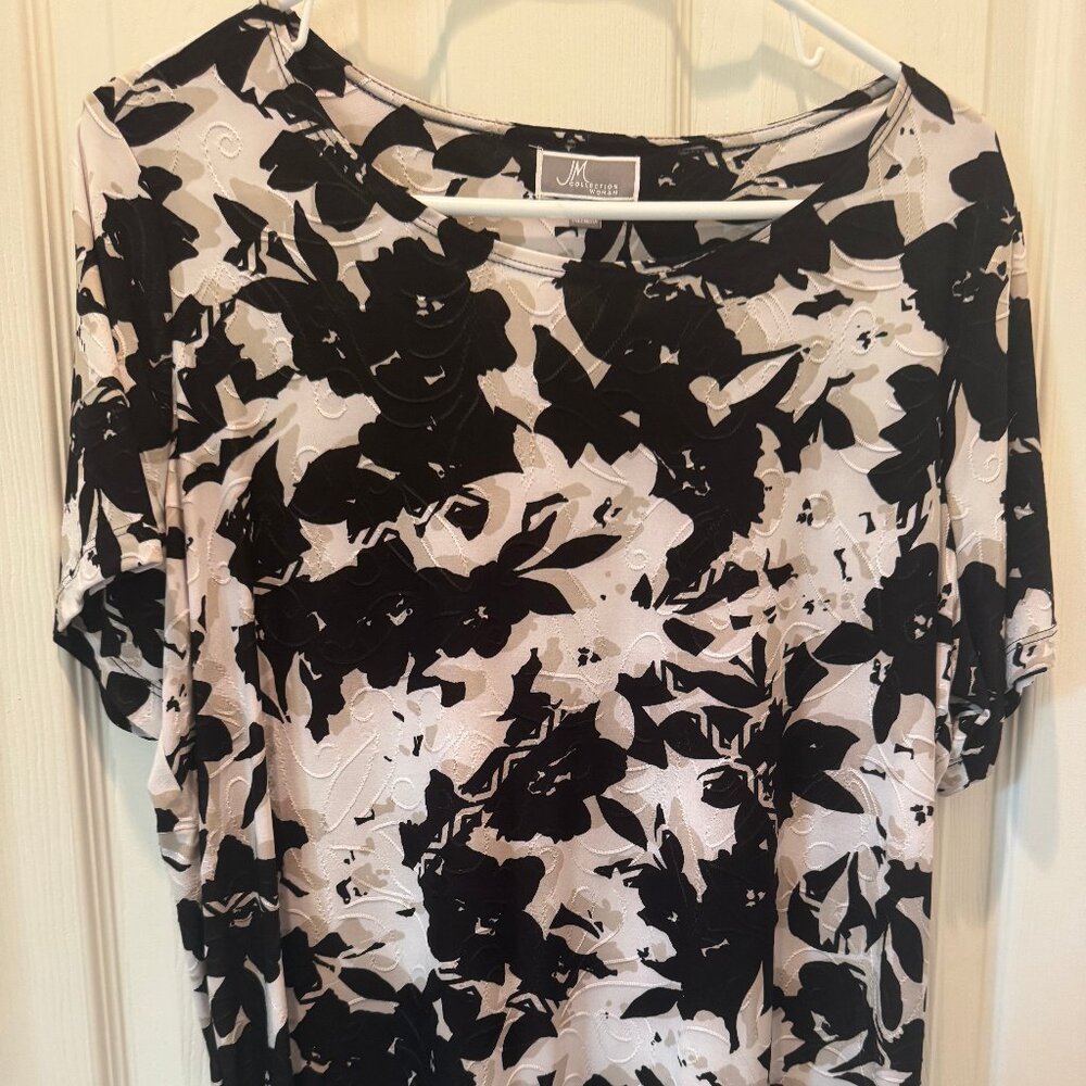 Women's JM Collection Boat neck Short Sleeve Blouse Size 0X